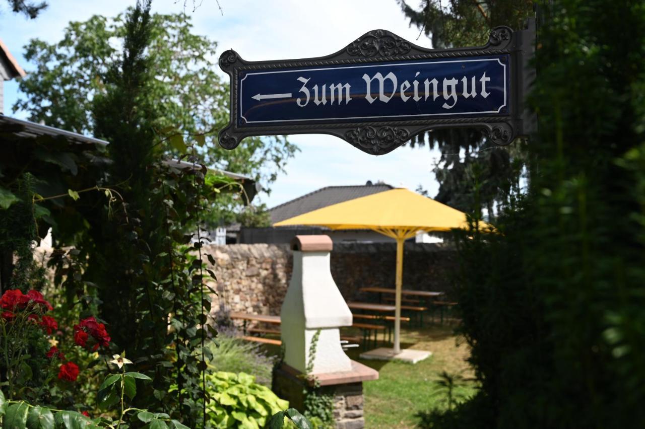 Wein- Und Sekthaus F.B.Schoenleber Oestrich-Winkel Exterior foto